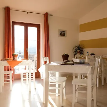 Bed & Breakfast L&b
