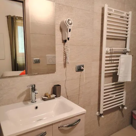 L&b Bed & Breakfast 3*